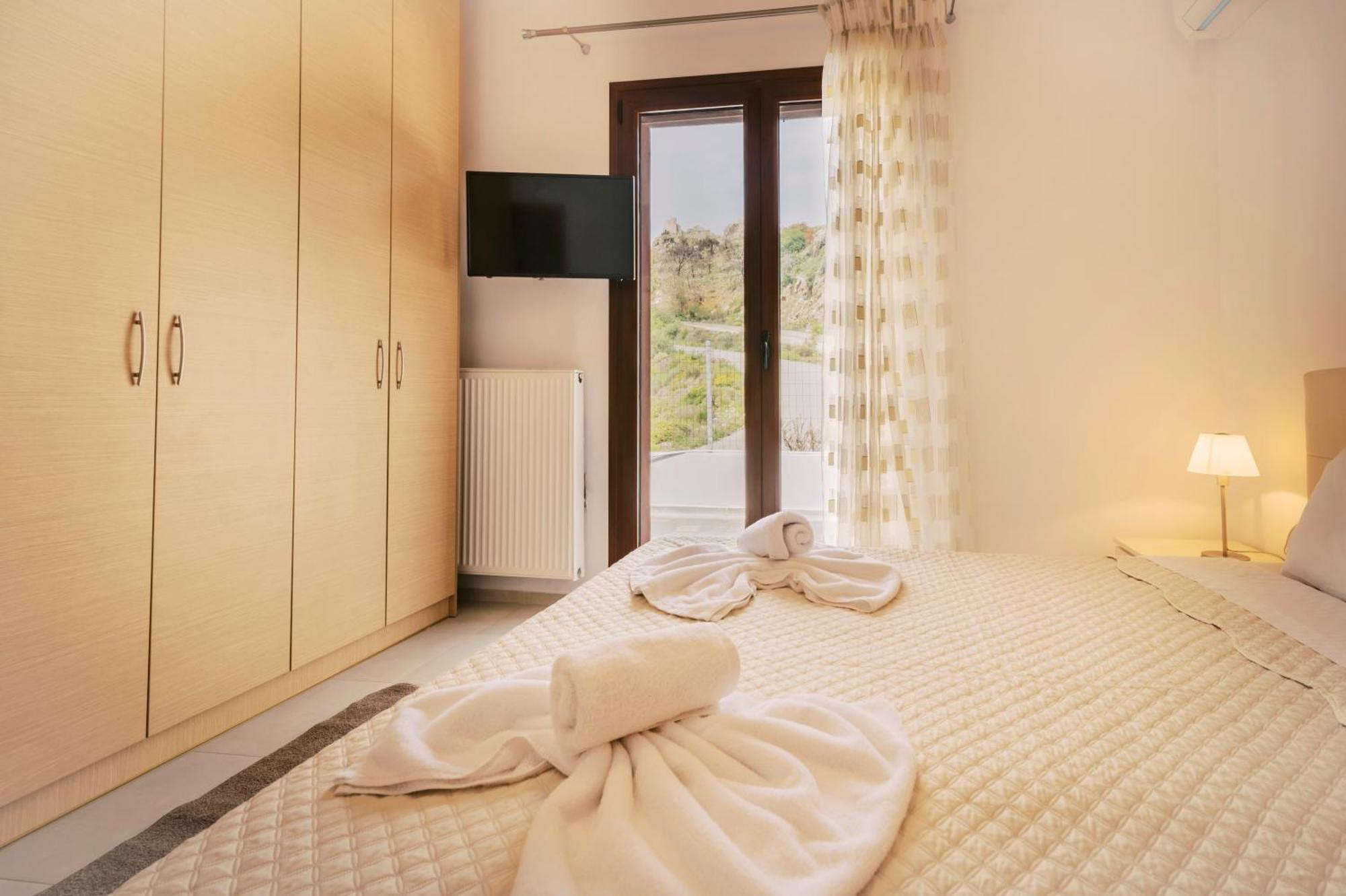 Feriehus Alonia View House *